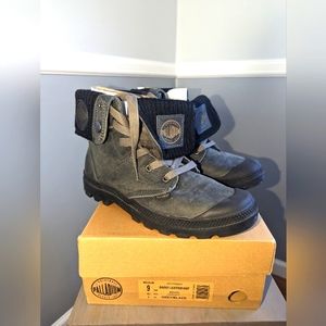 Palladium Size 9 Baggy Leather Knit casual Boots